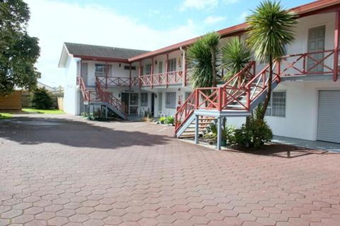 Burgundy Rose Motel Whangarei Exterior foto